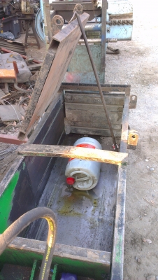 Sell> ขายแท่นอัดกระดาษแนงนอนมือสอง ราคาถูกครับ เพ่งต่อมาใหมา ใช้งานได้เป็นอย่างดีครับ มอเตอร์ 10HP นครปฐมครับ