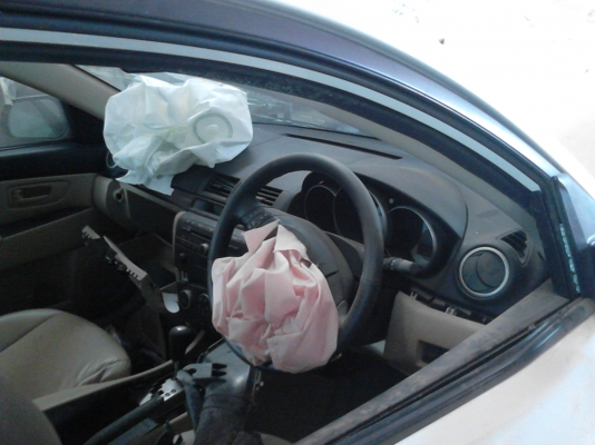 ซาก Mazda 3 ปี 2554