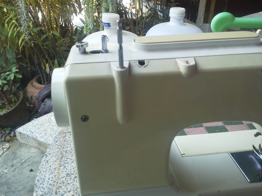 จักรเย็บผ้า JUKI ของญี่ปุ่นพร้อมใช้งานได้เลยมีลายและทำรั่งดุมได้ในตัว