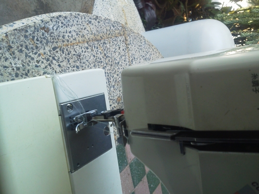 จักรเย็บผ้า JUKI ของญี่ปุ่นพร้อมใช้งานได้เลยมีลายและทำรั่งดุมได้ในตัว