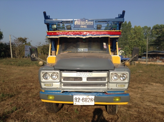 ***240,000*** 6 ล้อหัวยาว เครื่อง 6BB1 145 แรงม้า คัสซีสวยตลอดเส้น เฟืองท้ายจัมโบ้ 200 สโลว์กลาง ยางเต็ม ทะเบียนเต็มพร้อมโอน ราคาต่อรองได้