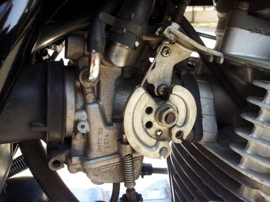 ขาย Yamaha SR 400 ปี 2002 ขาย Yamaha SR 400 ปี 2002