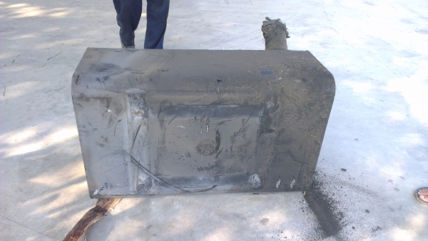 Sell> ขายถังน้ำมัน ฮีโน่ 250 ลิตร มือสอง ราคาถูกครับ มีหลายสิบถัง แบ่งขายได้ครับ