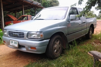ISUZU TFR54HPY 2.5 เพาเวอร์โรงงาน เบาะกำมะหยี่ รุ่นพิเศษ ปี36 เจ้าของร้อนเงิน ให้ได้เท่าไร เสนอมาเลยครับ