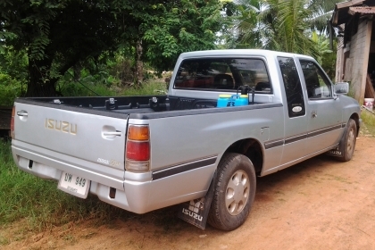 ISUZU TFR54HPY 2.5 เพาเวอร์โรงงาน เบาะกำมะหยี่ รุ่นพิเศษ ปี36 เจ้าของร้อนเงิน ให้ได้เท่าไร เสนอมาเลยครับ