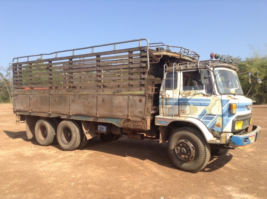 ***380,000*** 10 ล้อเพลาเดียว KT925 ช่วงล่าง F18 เครื่อง EH700 168 HP คัสซีสวยใช้ได้ ทะเบียนพร้อมโอน