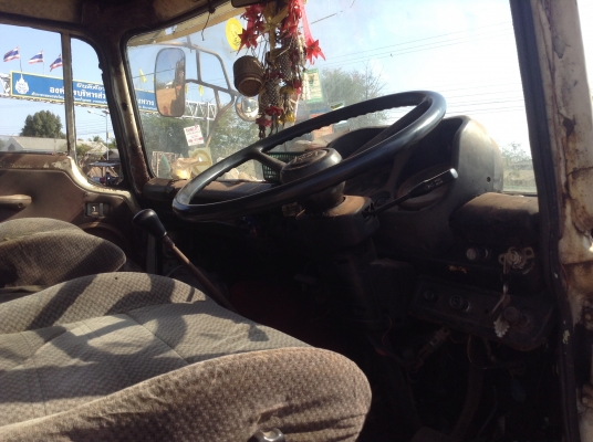 ***380,000*** 10 ล้อเพลาเดียว KT925 ช่วงล่าง F18 เครื่อง EH700 168 HP คัสซีสวยใช้ได้ ทะเบียนพร้อมโอน