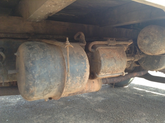 ***380,000*** 10 ล้อเพลาเดียว KT925 ช่วงล่าง F18 เครื่อง EH700 168 HP คัสซีสวยใช้ได้ ทะเบียนพร้อมโอน