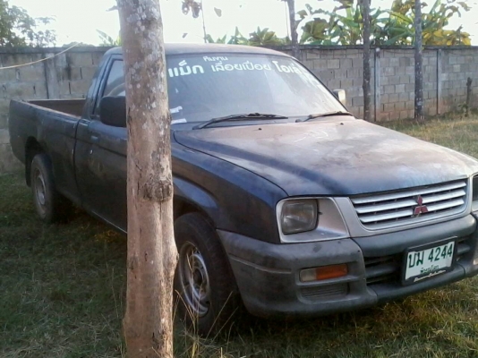 Mitsubishi strada ปี 2542-43