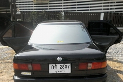 ขายรถเก๋ง Nissan Sentra ปี 91 สีดำ เครื่อง 1600 คาบู สภาพดี สตาร์ทครั้งเดียวติด ราคาถูกมาก ตกแต่ง ติดฟิล์ม เครื่องเสียงครบ ขับได้เลยไม่ต้องซ่อม ขาย 35,000 บาท 092-9162511 โย