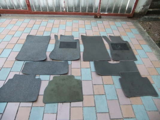 ขายพรมปูพื้นรถยนต์ เบนซ์ w210