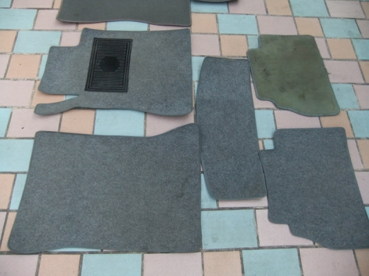 ขายพรมปูพื้นรถยนต์ เบนซ์ w210