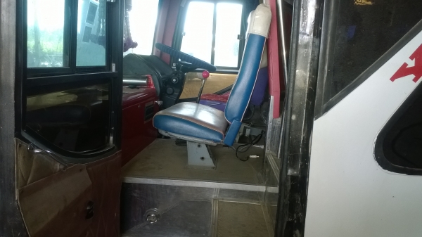 รถบัสHINO 33ที่นั่ง สวยน่าใช้ ยาว8.5ม. ระบบพัดลม เครื่อง คัสซีสวย...เล่มพร้อม..