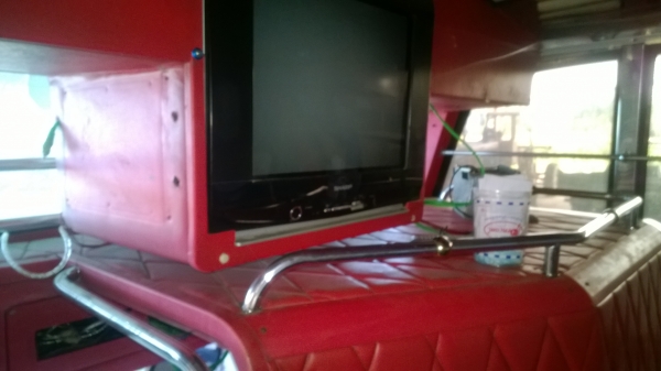 รถบัสHINO 33ที่นั่ง สวยน่าใช้ ยาว8.5ม. ระบบพัดลม เครื่อง คัสซีสวย...เล่มพร้อม..