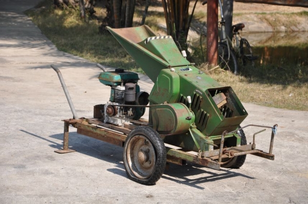 ขายเครื่อง สับ ย่อย กิ่งไม้ อเนคประสงค์ นำเข้าญี่ปุ่นยังไม่เคยใช้งานในไทย 19,500เท่านั้น!!