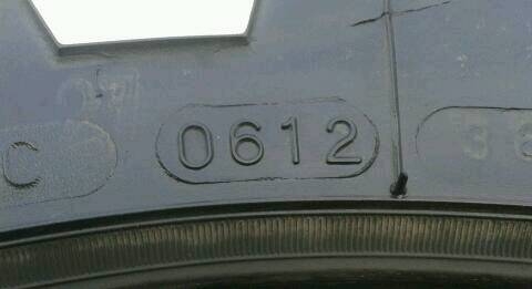 ขายยางMud764ขนาด245/75R16ปี12