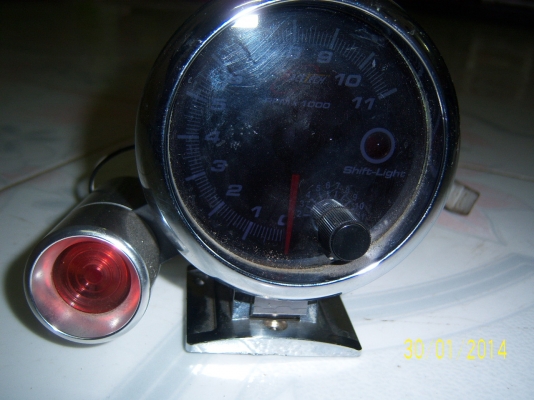 เกจ์วัดรอบเครื่อง ขนาด3.5 นิ้ว ยี่ห้อ ACETECH