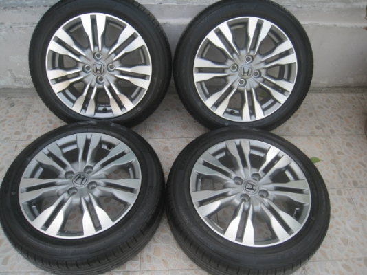 ขายล้อแม็ก Honda city ป้ายแดง 16"x6" et53 4รู100 + ยาง Goodyear excellence 185/55r16 ยางผลิตสัปดาห์ที่ 19 ปี13 ขายทั้งชุด 16,900 บาทครับ สนใจติดต่อเล็กคลองสามครับ (081-3747940)