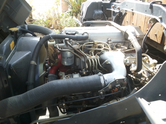 ขายรถ 6 ล้อ Hino mega 150 แรงม้า ปี46