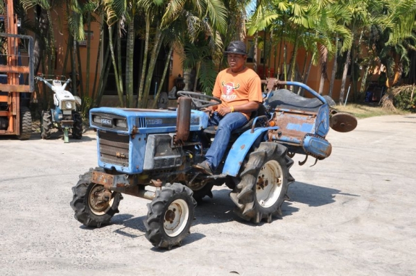 ขายรถไถ ISEKI 15แรง พร้อมโรตารี่หลัง สภาพสวยเดิมญี่ปุ่นไม่เคยใช้งานในไทย 48,000 บาท