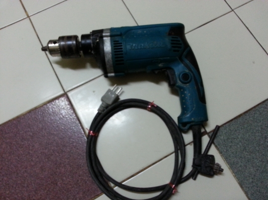 ขายสว่านไฟฟ้ายี่ห้อmakitaรุ่นHp1630(710W) 2ระบบสามารถเจาะกระแทกปูนได้ ขายสว่านไฟฟ้ายี่ห้อmakitaรุ่นHp1630(710W) 2ระบบสามารถเจาะกระแทกปูนได้