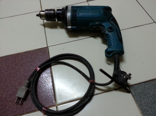 ขายสว่านไฟฟ้ายี่ห้อmakitaรุ่นHp1630(710W) 2ระบบสามารถเจาะกระแทกปูนได้ ขายสว่านไฟฟ้ายี่ห้อmakitaรุ่นHp1630(710W) 2ระบบสามารถเจาะกระแทกปูนได้