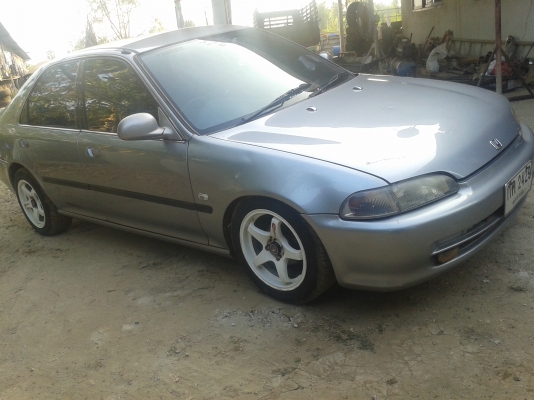 ้อยากขาย HONDA เตารีด 4 ประตู พร้อมใ้ช้ราคาถูก