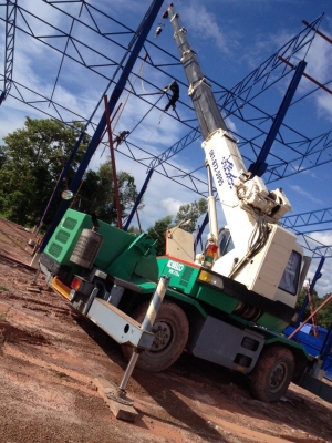 ซื้อ-ขาย-ให้เช่า เครนและแบคโฮ จังหวัดอุดร โทร 081-872-5995