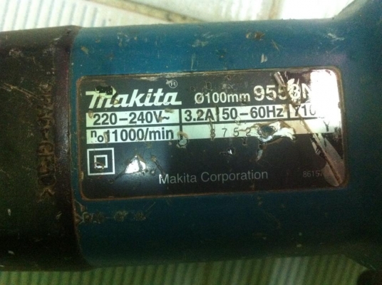 เครื่องเจียรMakita 9553NB ราคาถูก เครื่องเจียรMakita 9553NB ราคาถูก