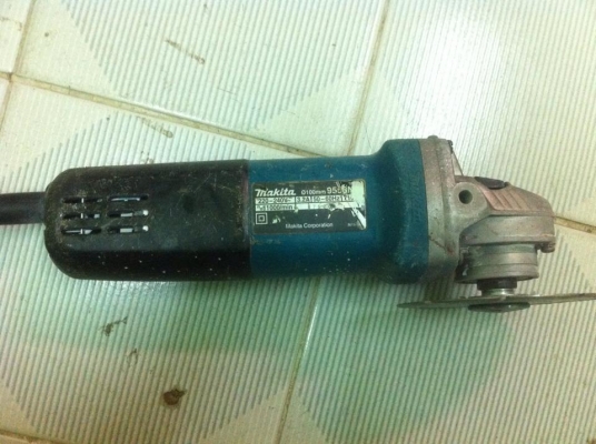 เครื่องเจียรMakita 9553NB ราคาถูก เครื่องเจียรMakita 9553NB ราคาถูก