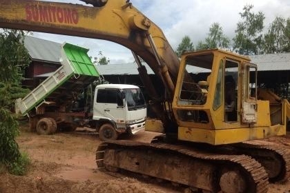 ***ขายแล้วครับขอบคุณ Truck2hand ขาย แบคโฮ SUMITOMO 120LC สภาพดีใช้งานปกติ เครื่องMITSU6D31  ปั็มดี เอวดีช่วงล่างดี ทำงานดี สัญญาซื้อขาย ขายตามสภาพ พร้อมใช้งาน ราคาต่อรองได้เด้อ พี่น้องครับ