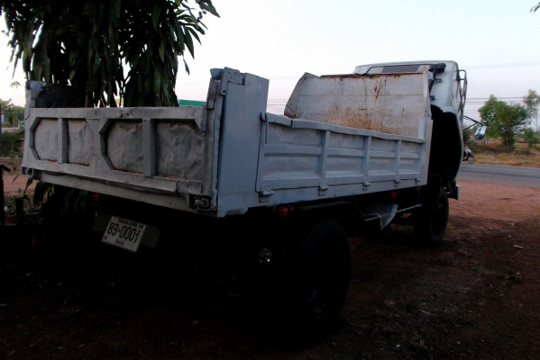 ขายด่วนรถ6ล้อJCMดรั้มเครือง145แรงม้ายาง900สภาพดี