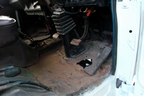 ขายด่วนรถ6ล้อJCMดรั้มเครือง145แรงม้ายาง900สภาพดี