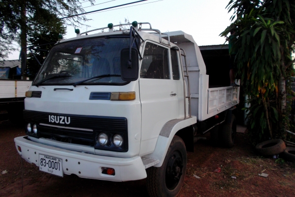 ขายด่วนรถ6ล้อJCMดรั้มเครือง145แรงม้ายาง900สภาพดี