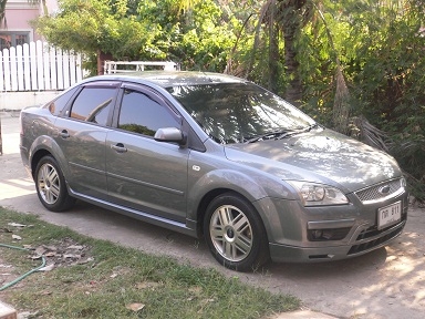 ขายรถ FORD FOCUS 1.8 GHIA วิ่ง 125,000กิโล รถสภาพพร้อมใช้ ขายราคา 248.000 บาท