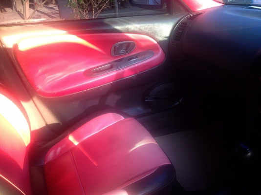 ***ขายแล้วครับขอบคุณ Truck2hand ขายรถเก๋ง อีคาร์ สภาพสวยๆ MITSU LANCER 1.6 Autoโฉมท้ายเบ็นซ์ ปี40/97 เครื่องเดิมเกียร์เดิม ไม่แก๊ส เครื่องแน่นแรง ภายในหุ้มหนังสวยสุด พ.พาวเวอร์ กระจกไฟฟ้า แอร์เย็น ล้อแม็กสวย ยางสวย4เส้น สีสันสวยรถมีเคลียร์สีมาบางจุด หน้า-