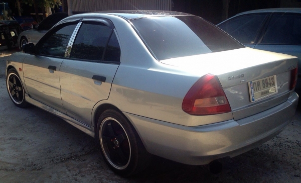 ***ขายแล้วครับขอบคุณ Truck2hand ขายรถเก๋ง อีคาร์ สภาพสวยๆ MITSU LANCER 1.6 Autoโฉมท้ายเบ็นซ์ ปี40/97 เครื่องเดิมเกียร์เดิม ไม่แก๊ส เครื่องแน่นแรง ภายในหุ้มหนังสวยสุด พ.พาวเวอร์ กระจกไฟฟ้า แอร์เย็น ล้อแม็กสวย ยางสวย4เส้น สีสันสวยรถมีเคลียร์สีมาบางจุด หน้า-