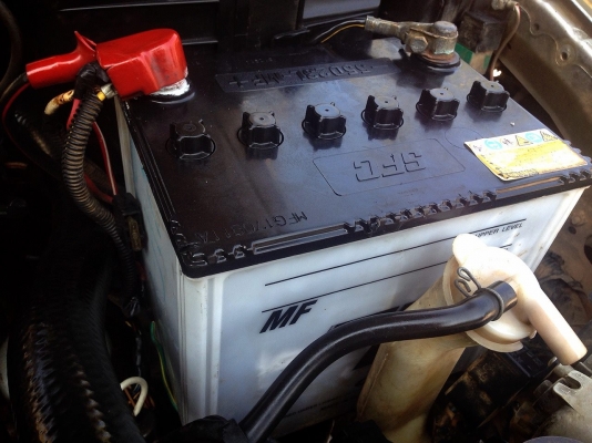 ***ขายแล้วครับขอบคุณ Truck2hand ขายรถเก๋ง อีคาร์ สภาพสวยๆ MITSU LANCER 1.6 Autoโฉมท้ายเบ็นซ์ ปี40/97 เครื่องเดิมเกียร์เดิม ไม่แก๊ส เครื่องแน่นแรง ภายในหุ้มหนังสวยสุด พ.พาวเวอร์ กระจกไฟฟ้า แอร์เย็น ล้อแม็กสวย ยางสวย4เส้น สีสันสวยรถมีเคลียร์สีมาบางจุด หน้า-