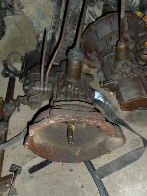 ขายเกียร์จิ๊ปมิตซู  2ลูก พร้อมหัวหมูครับ