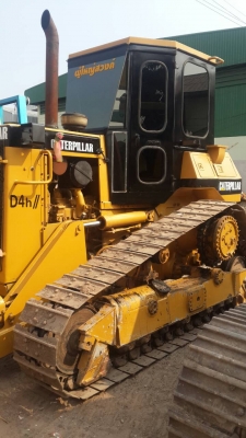 แทรคเตอร์D4hสภาพสวยจัด แทรคเตอร์D4hสภาพสวยจัด