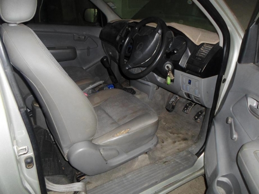 toyota vigo cab 2500J    05