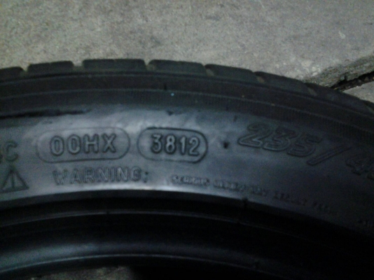 ขายยาง Michelin ps3 235-45-17 ปลายปี12 ดอกเต็ม คู่ละ 3,800 บาท
