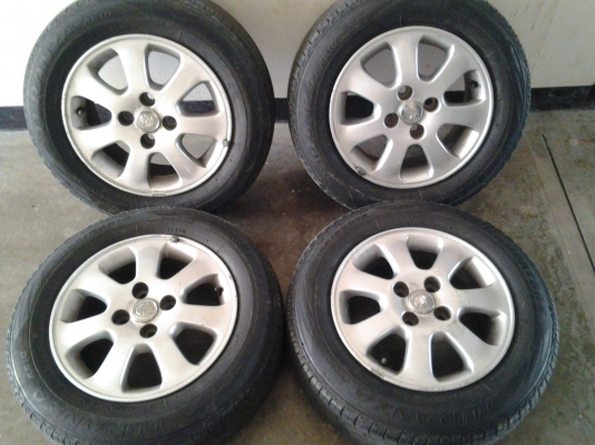 ขายล้อแม็กพร้อมยางTOYTA VIOS ขอบ 14 นิ้ว 4รู100 กว้าง 5 นิ้ว