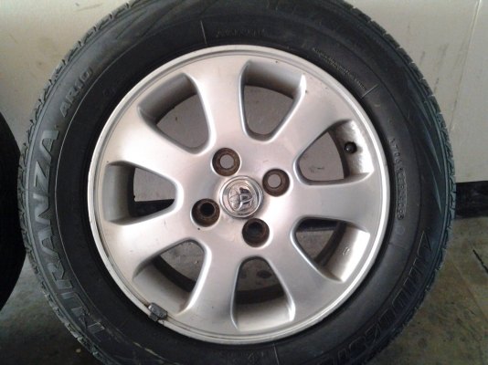 ขายล้อแม็กพร้อมยางTOYTA VIOS ขอบ 14 นิ้ว 4รู100 กว้าง 5 นิ้ว