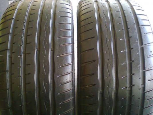 Hankook 225-40-18 ปี11 ยางสวยปีสดไม่ปะไม่บวมดอกเต็ม1คู่