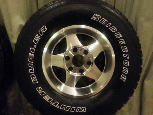 ขายลัอ 15 offroad พร้อมยาง 30 ขายลัอ 15 offroad พร้อมยาง 30