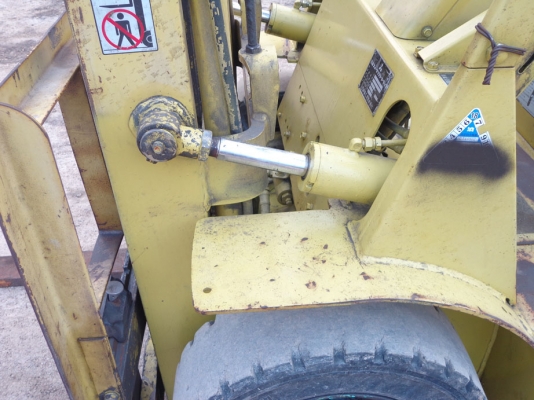 ขายรถยก MITSUBISHI FG25 เครื่องเบนซิน ติดต่อคุณจิ๊ด โทร. 089-7949488