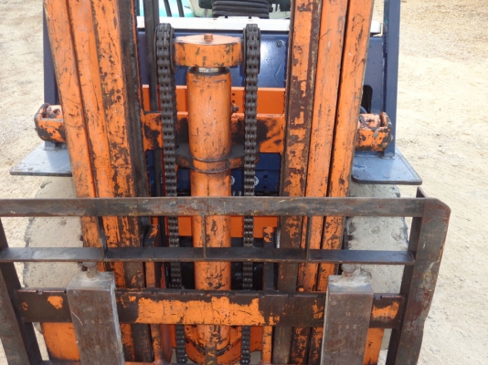 ขายรถยก TOYOTA 5FG25 เครื่องเบนซิน ติดต่อคุณจิ๊ด โทร. 089-7949488