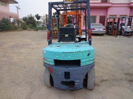 ขายรถยก TOYOTA 5FG25 เครื่องเบนซิน ติดต่อคุณจิ๊ด โทร. 089-7949488