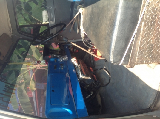 ขายรถ6ล้อดำหน้ายาว สภาพสวยพร้อมทำงาน มีสโลวกลาง ทะเบียนพร้อม